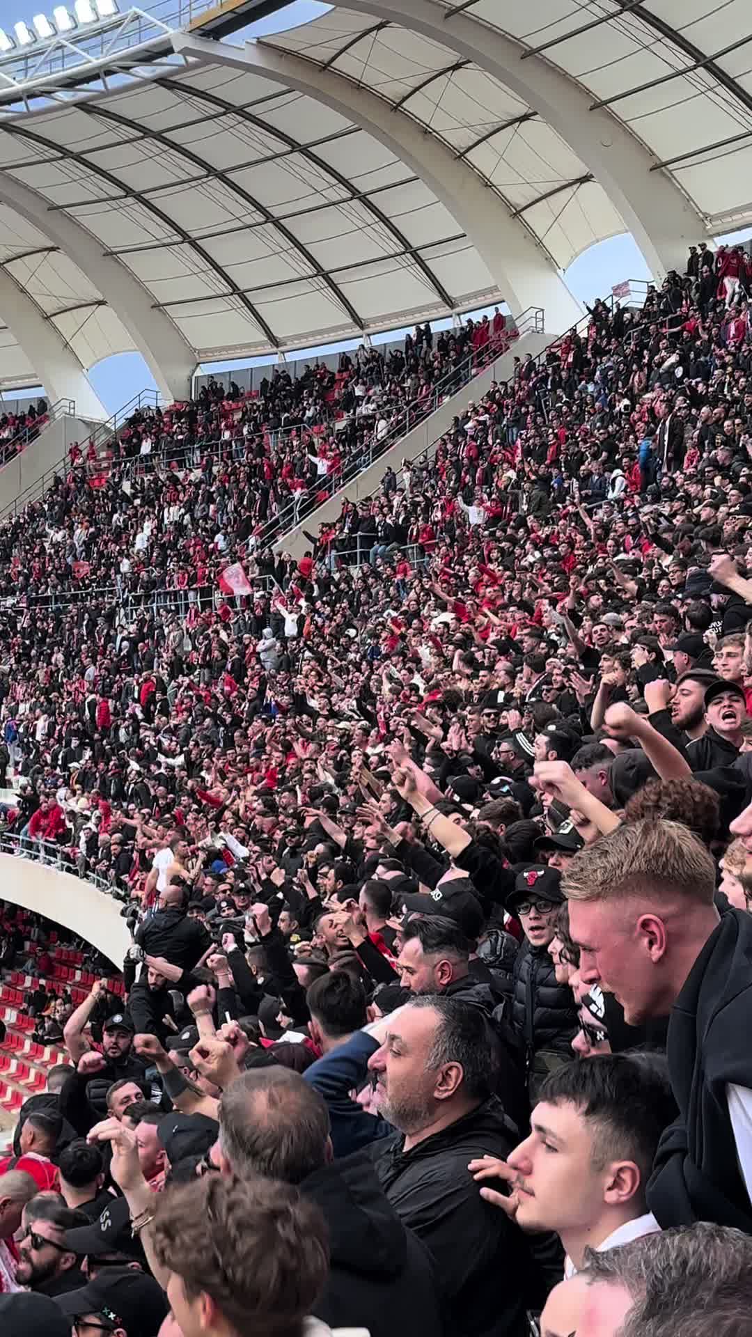 @Ultras Bari