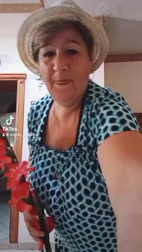 @Angela persino Angela