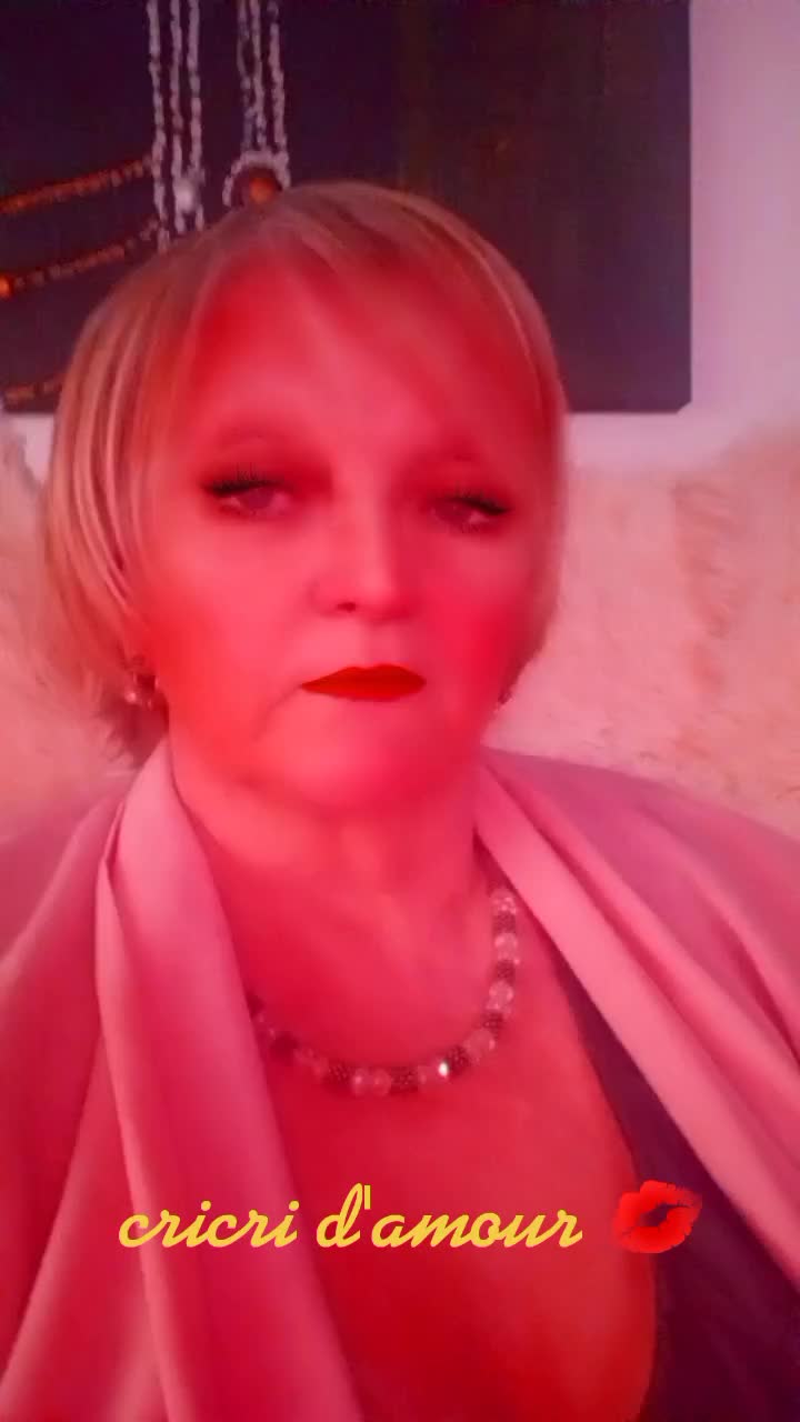@cricri d'amour love you 💕💕