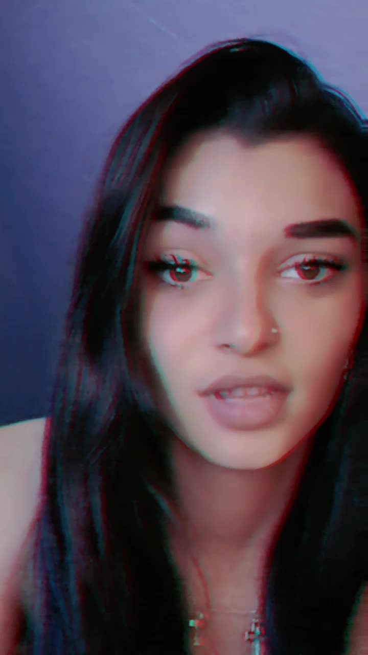 @Zs&auml;kll&icirc;nk&auml;&auml; zamira 🤭🥂♡