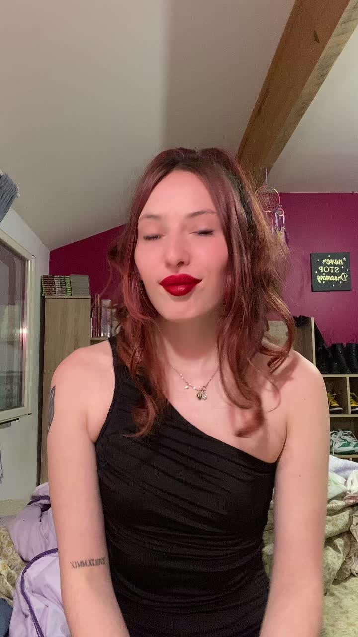 @🖤Emma 🫶🏻
