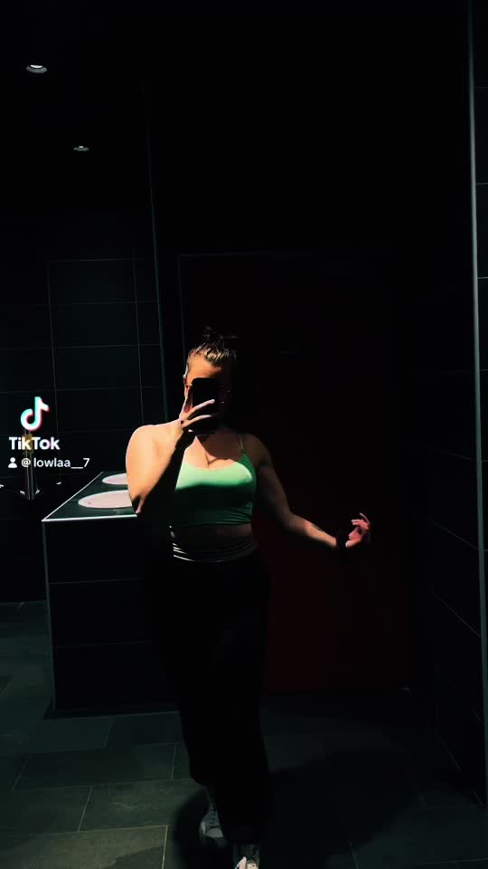 @lowlaa__