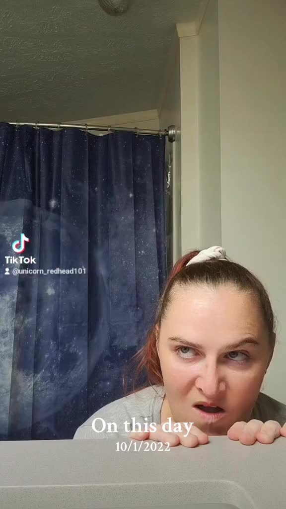@redhead_unicorn101