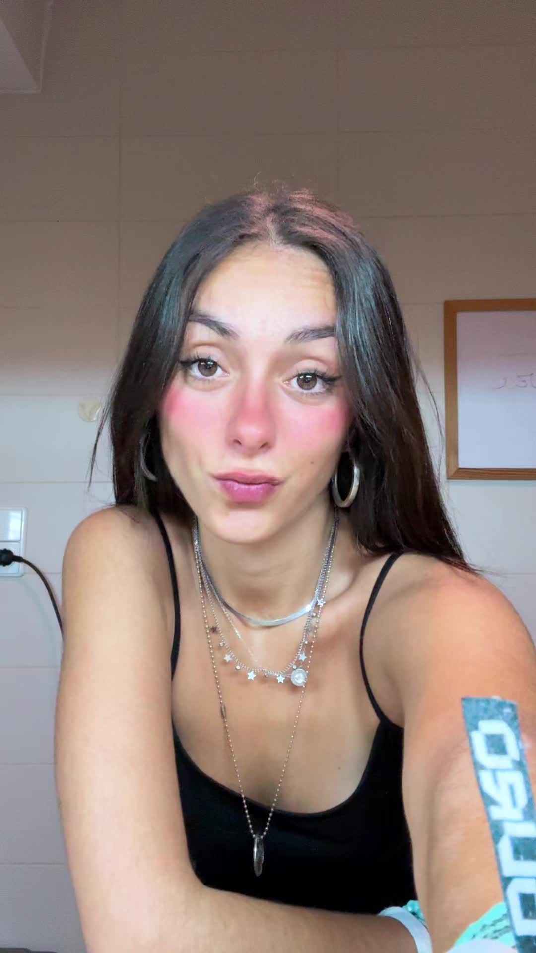 @luciaborrass