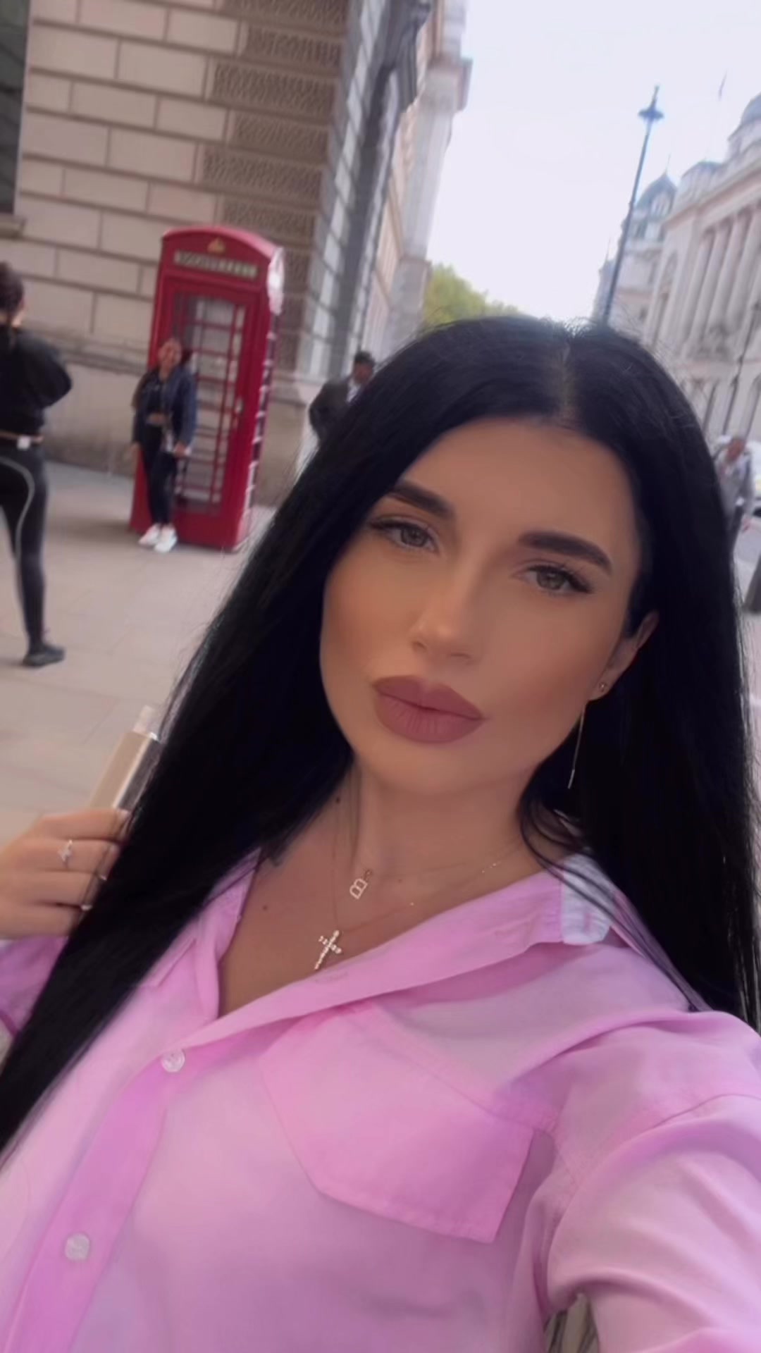 @𝐋𝐢𝐯𝐢𝐚
