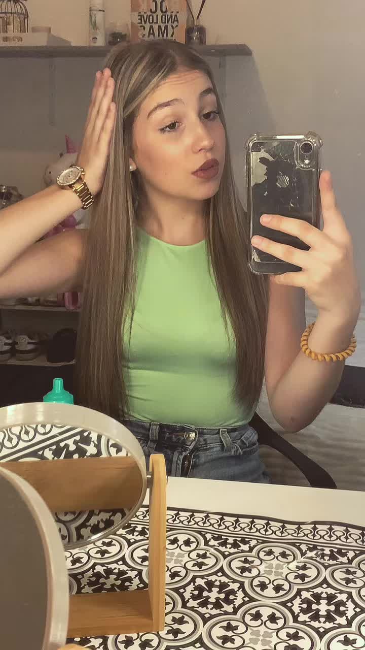 @🧚♀️🧚♀️