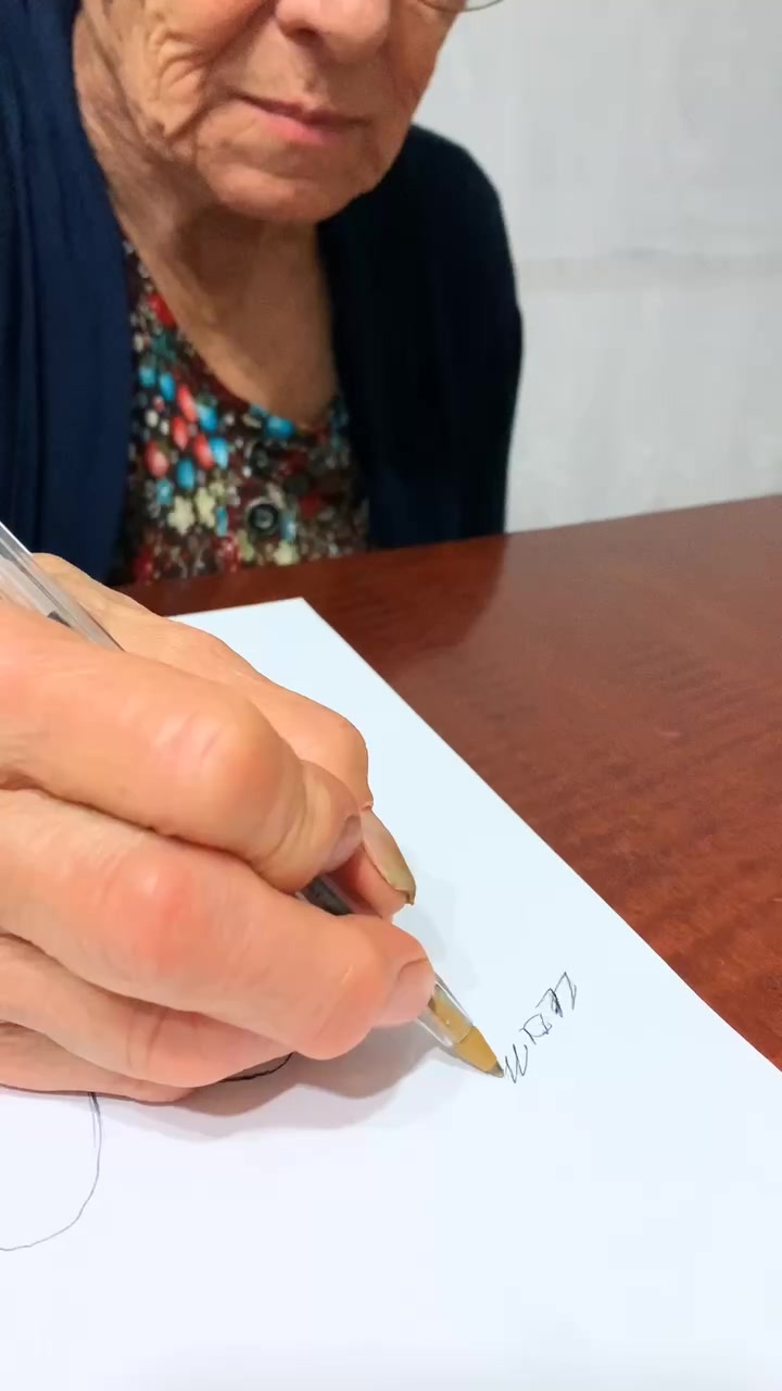 @itsalemomentcreative