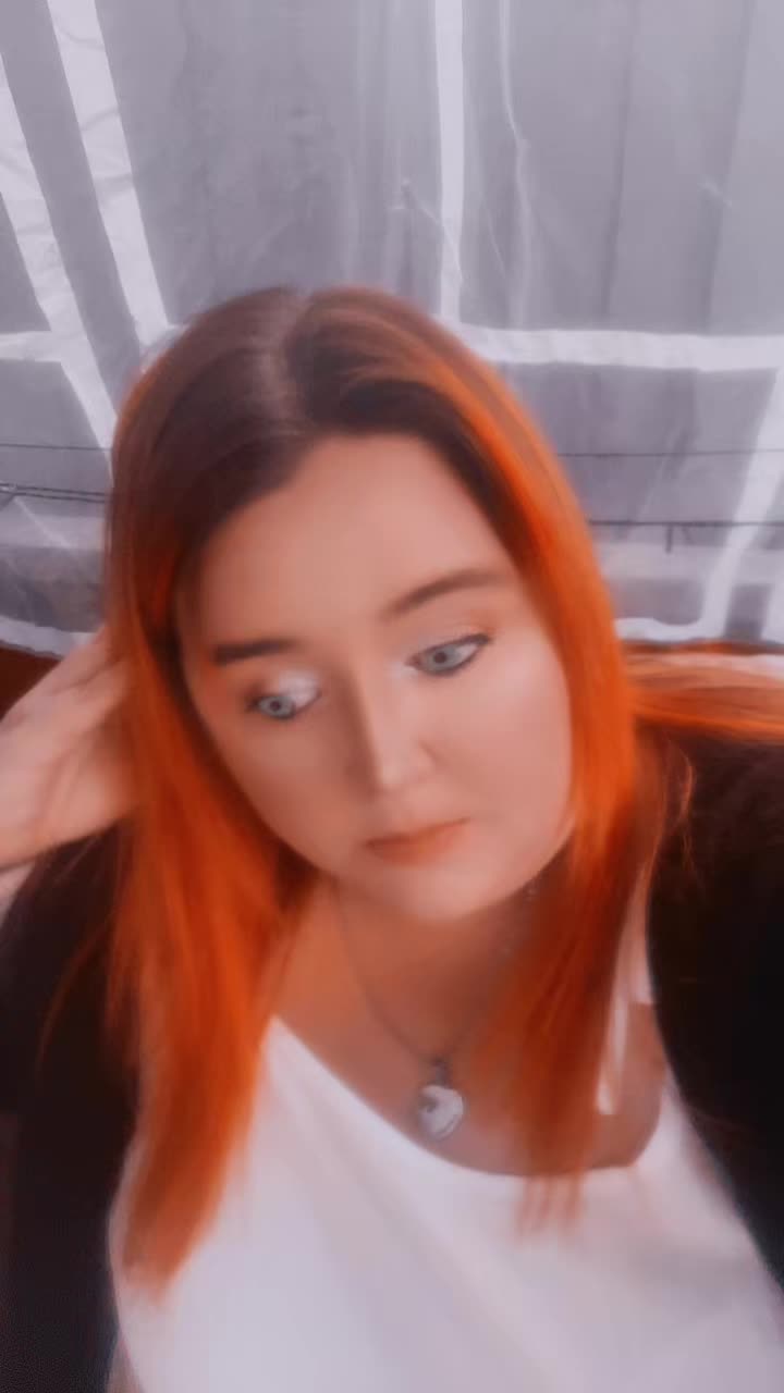 @💜💜hayley💜💜