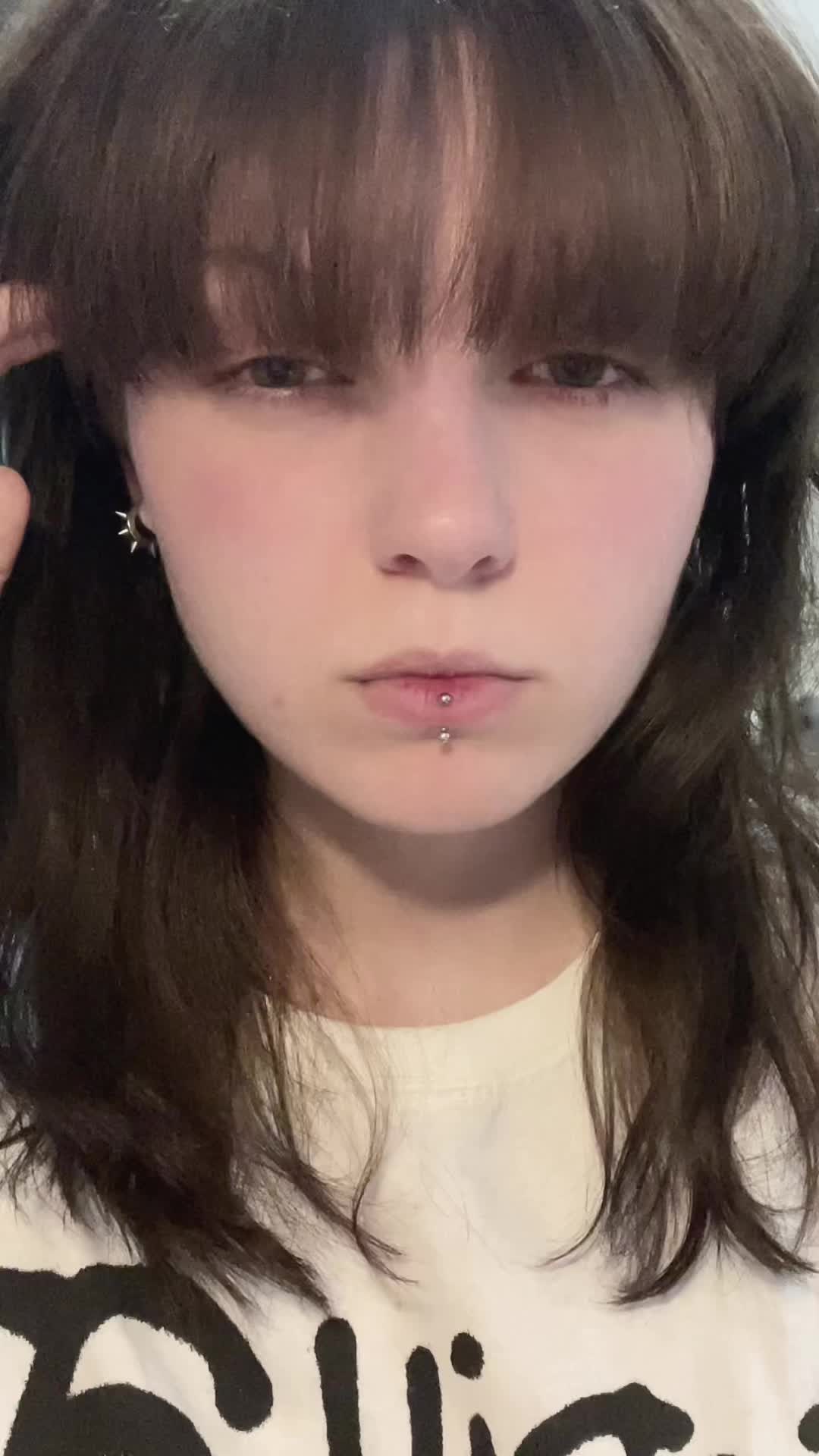 @HeyImYourFriend