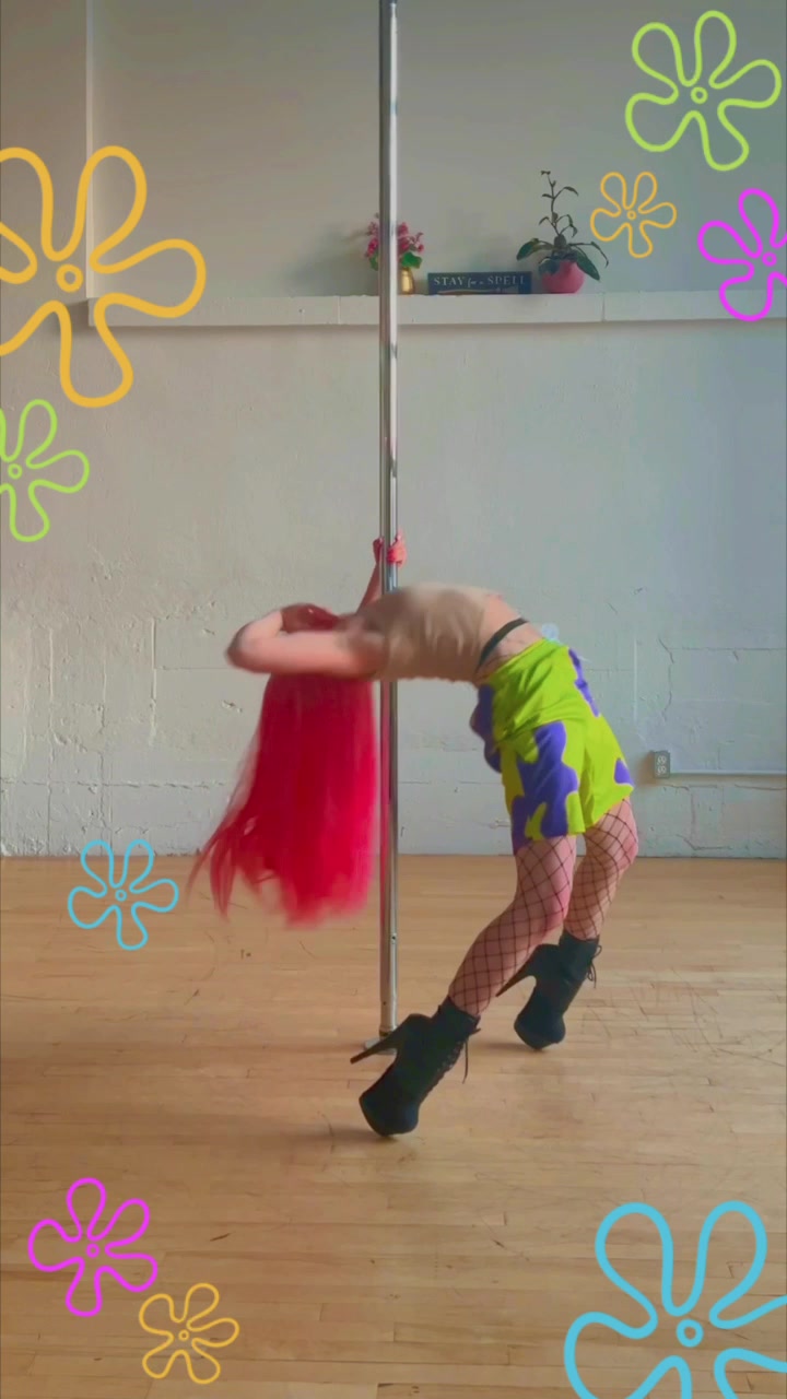 @Julia Spellman | Pole & Aerial