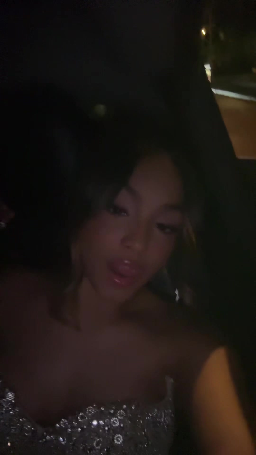 @mj