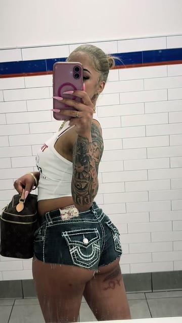 @crownkekequeen