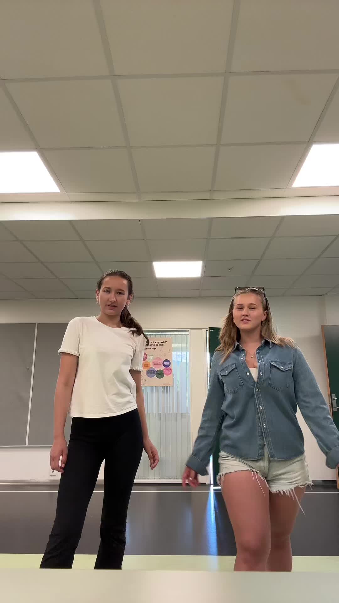 @Emmi