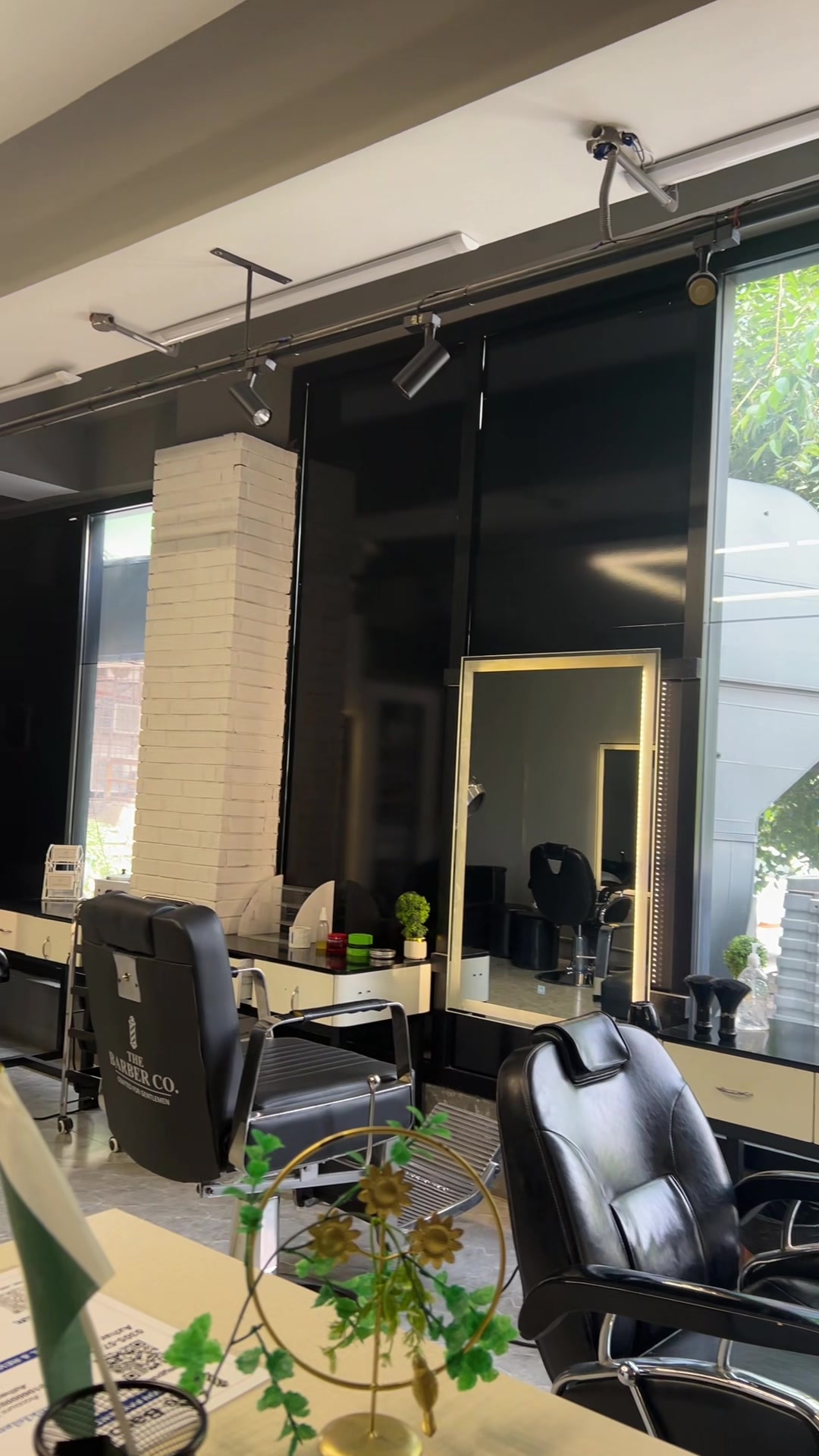 @th.barber.co.f114