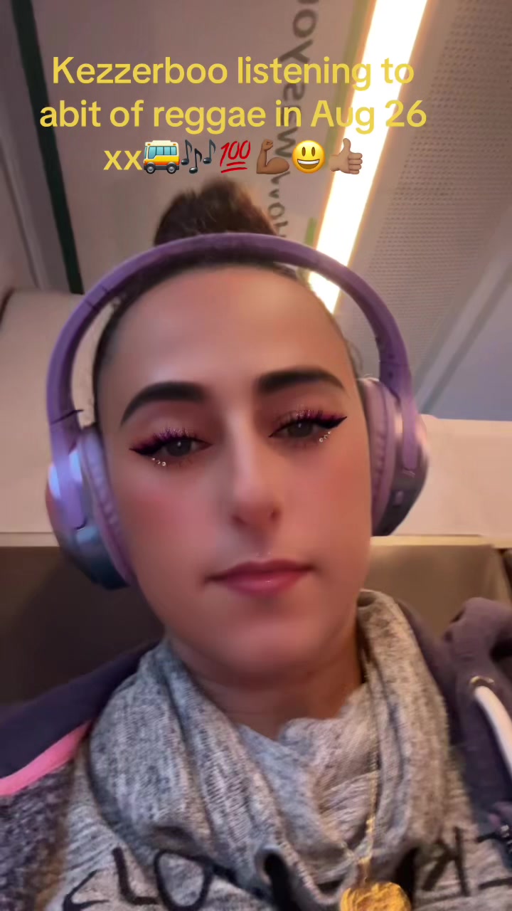 @kezzerboodacosta
