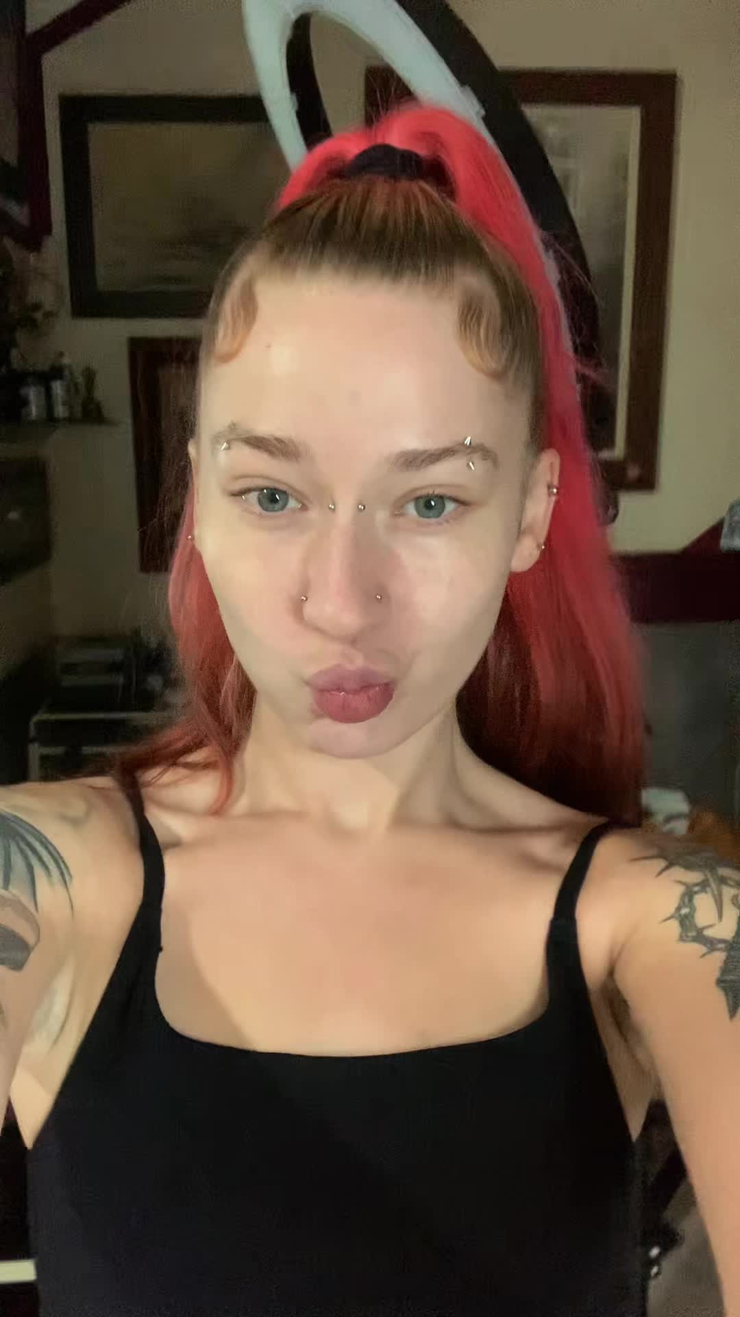 @HotGothTatts