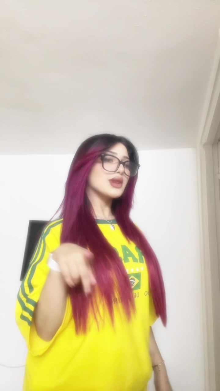 @Latina