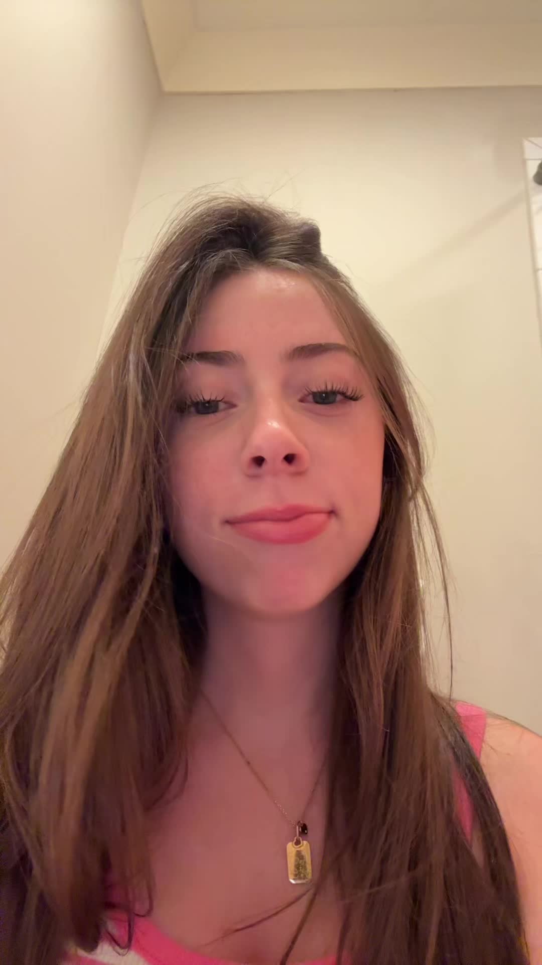 @avry555
