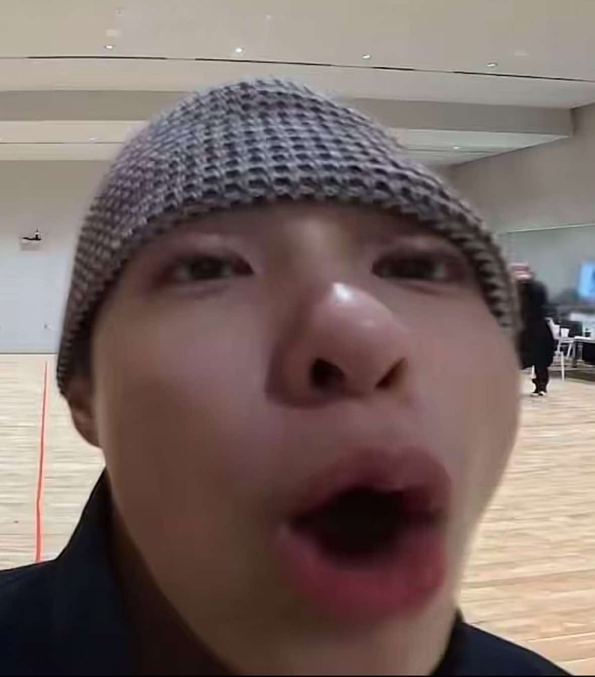 @๐๐ฌ๐ก๐ แฏโ