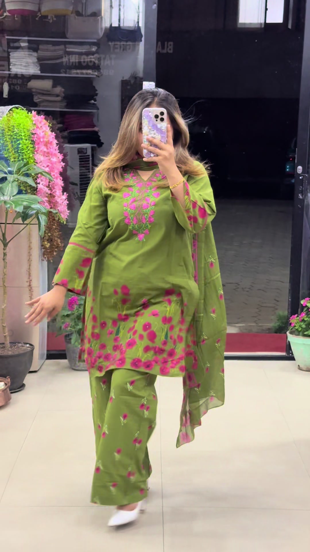 @Dress Luxury