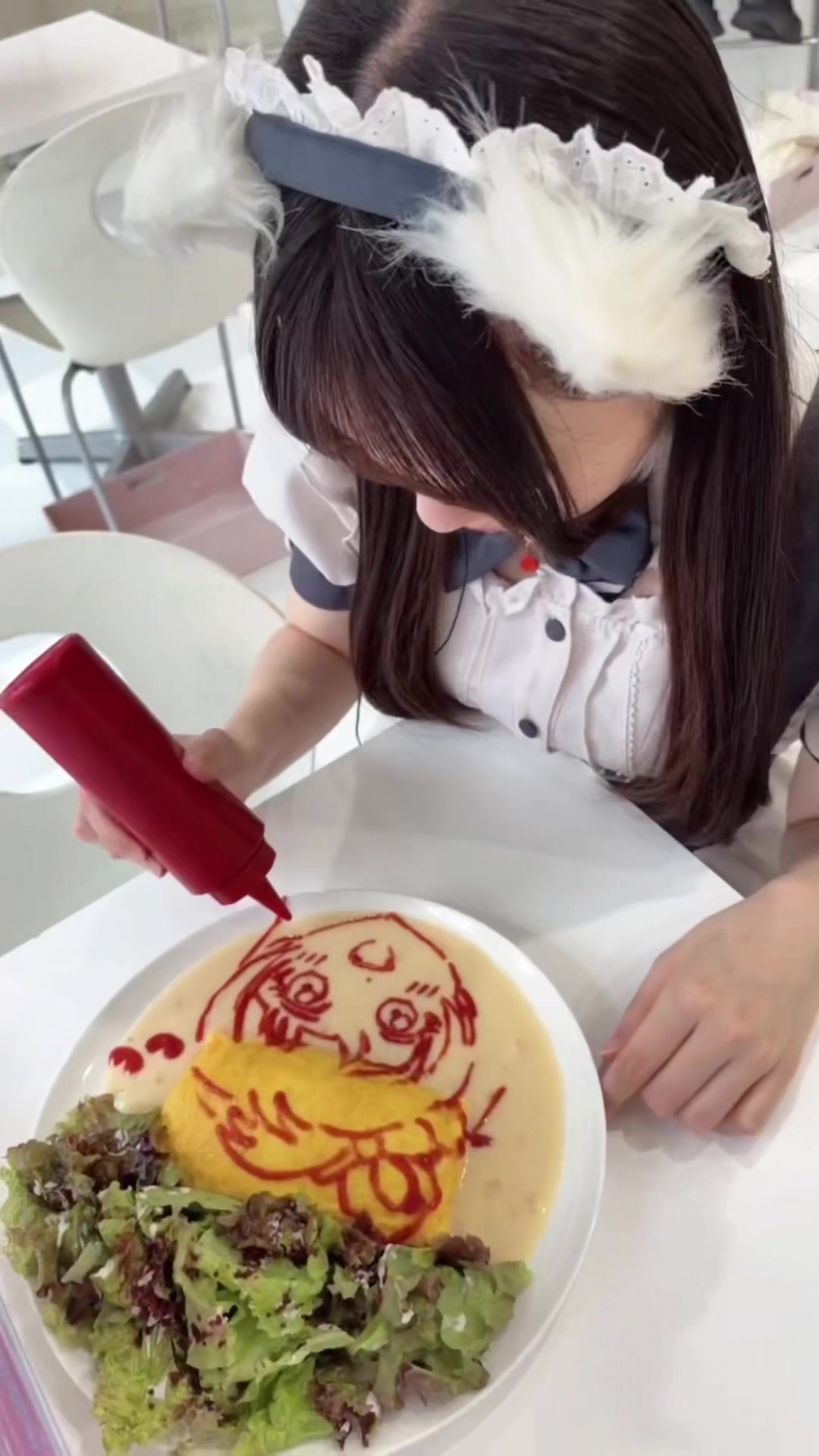@メイドカフェ アキバ絶対領域