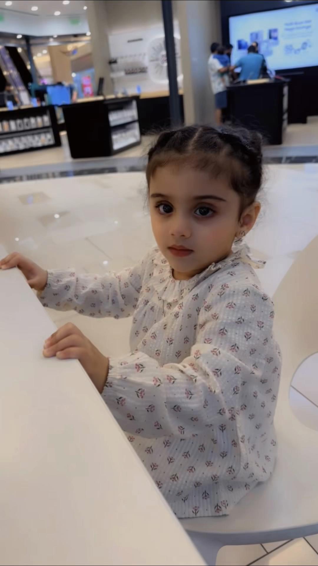 @Mahra🤍
