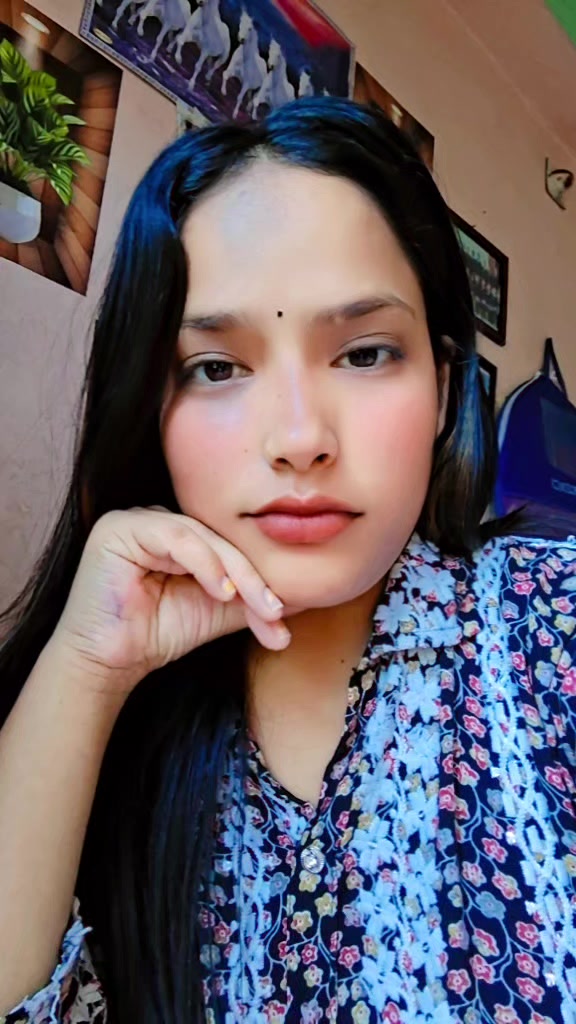 @Mira Sunar🖤🦋