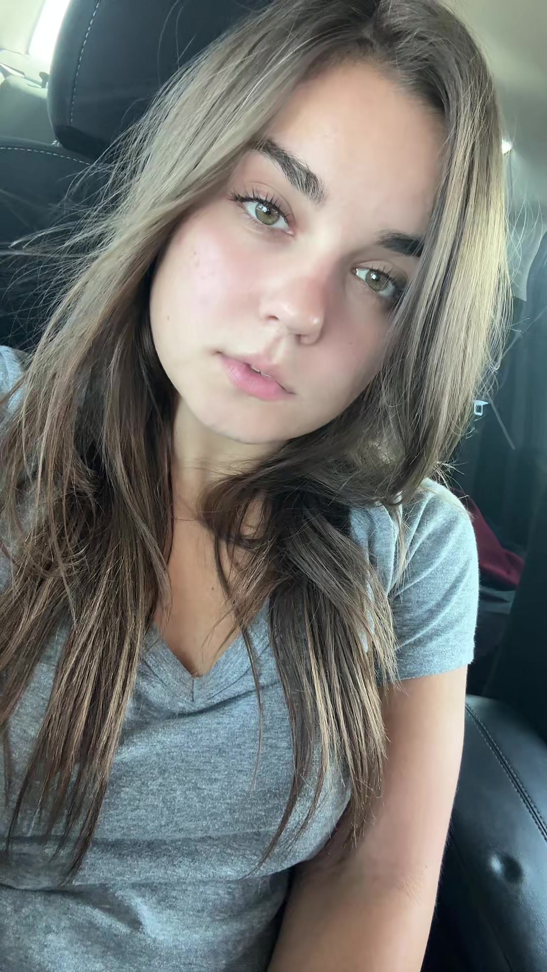 @hellafunchick