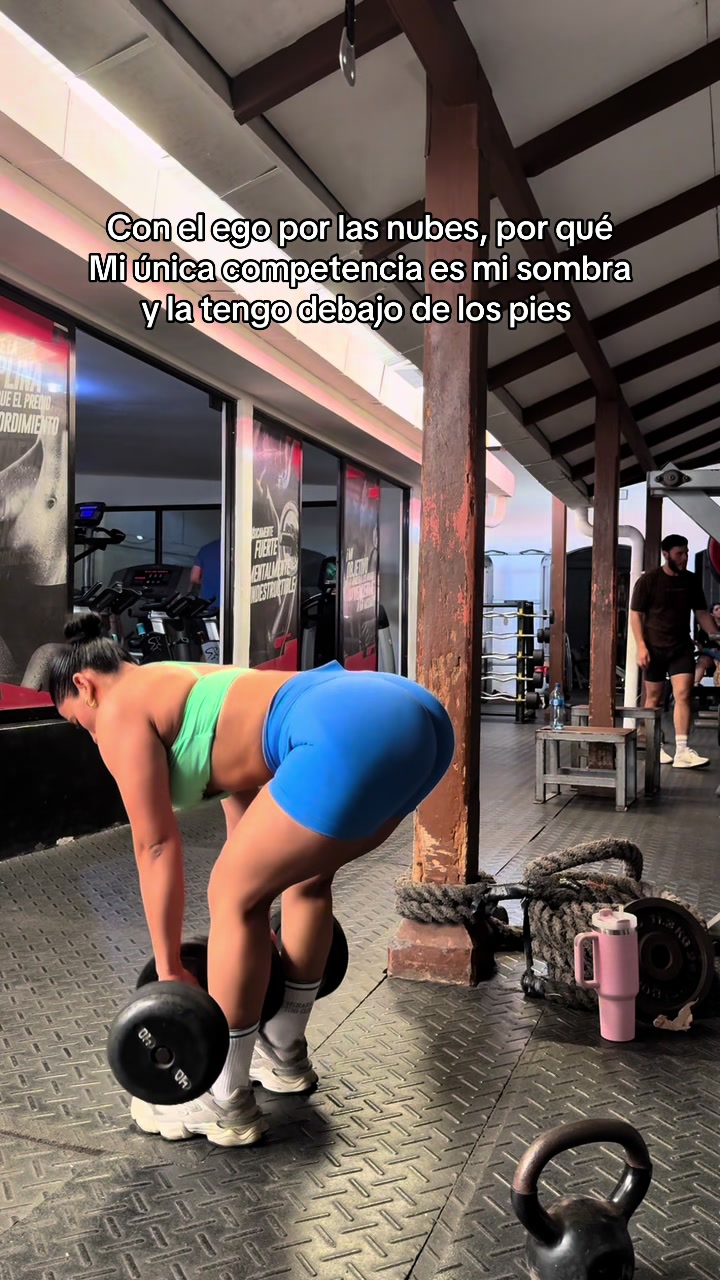 @Paola M