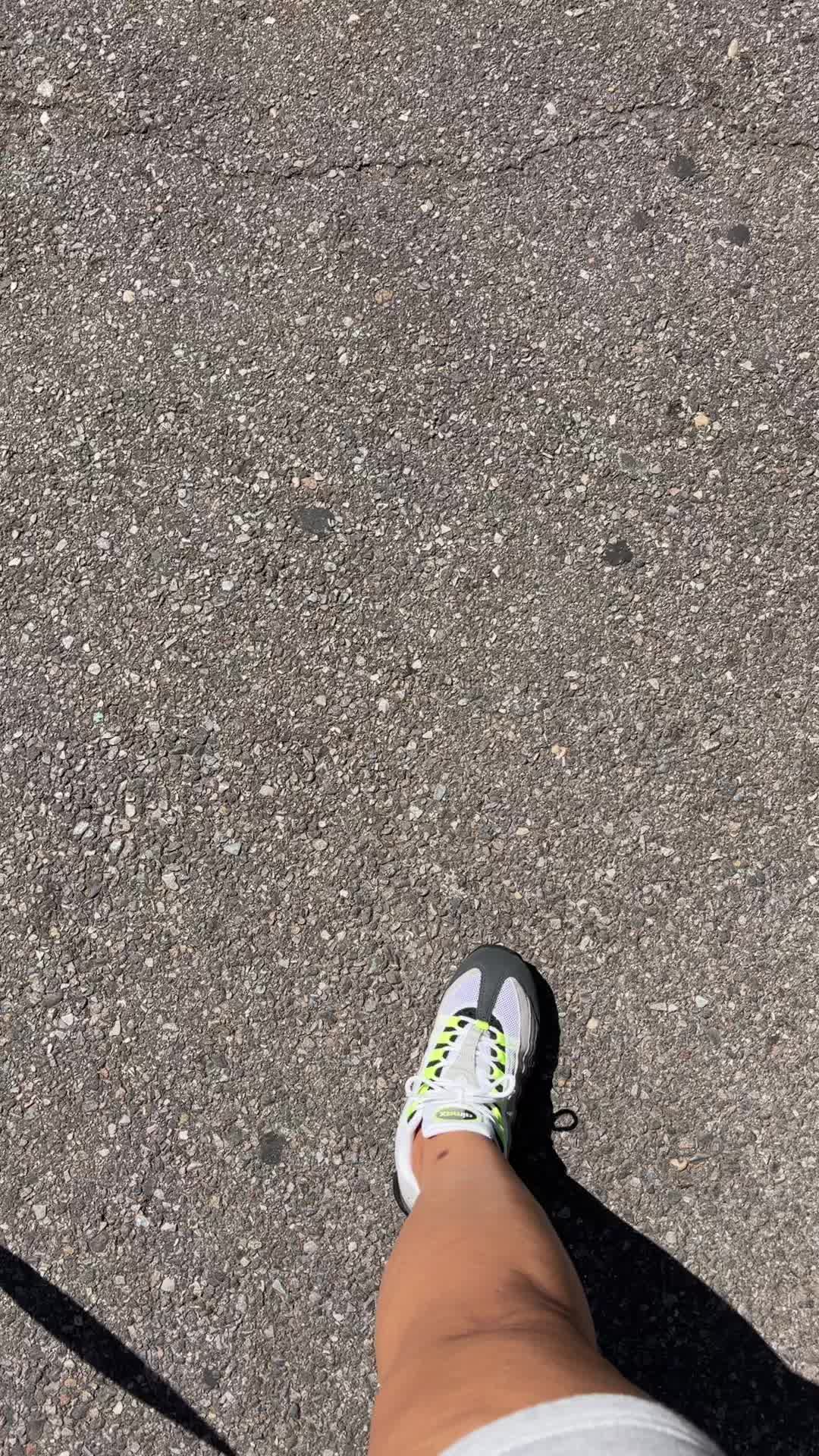 @Vickkii