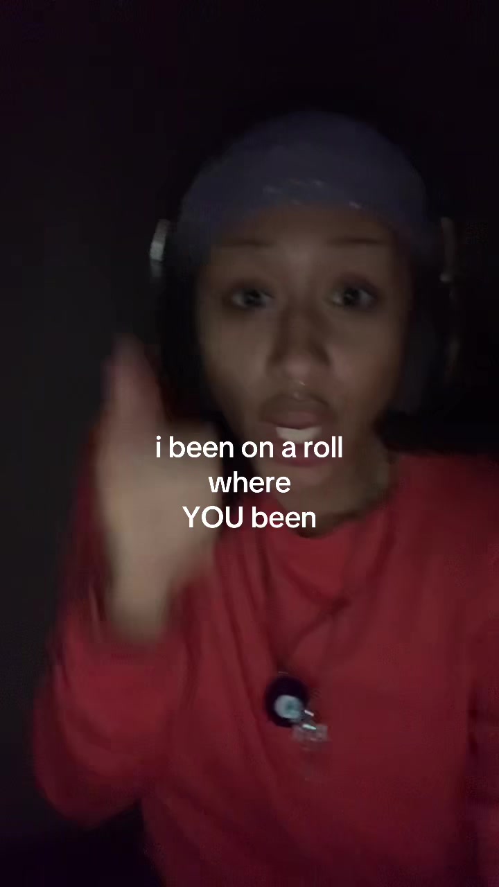 @♀🐚🫧🦢⁷⁷⁷🪞☁️🧿 ☥ 💌 🕷️✧