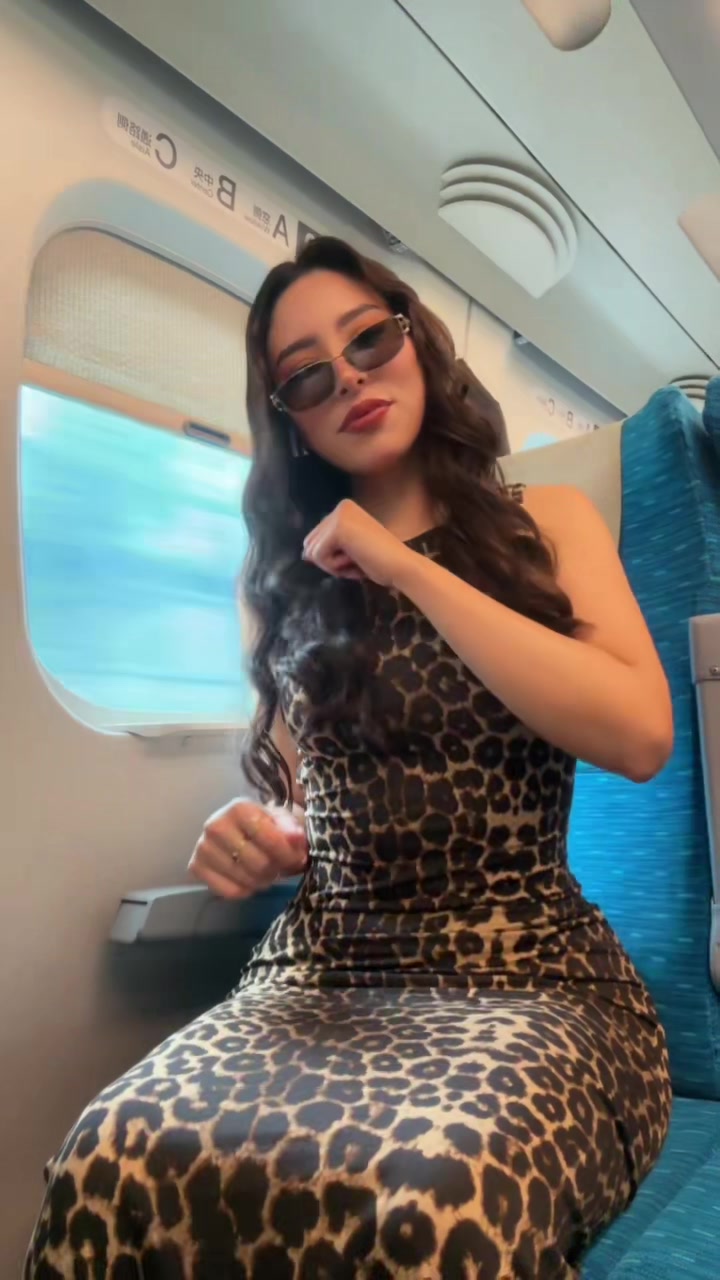 @t_latinafav
