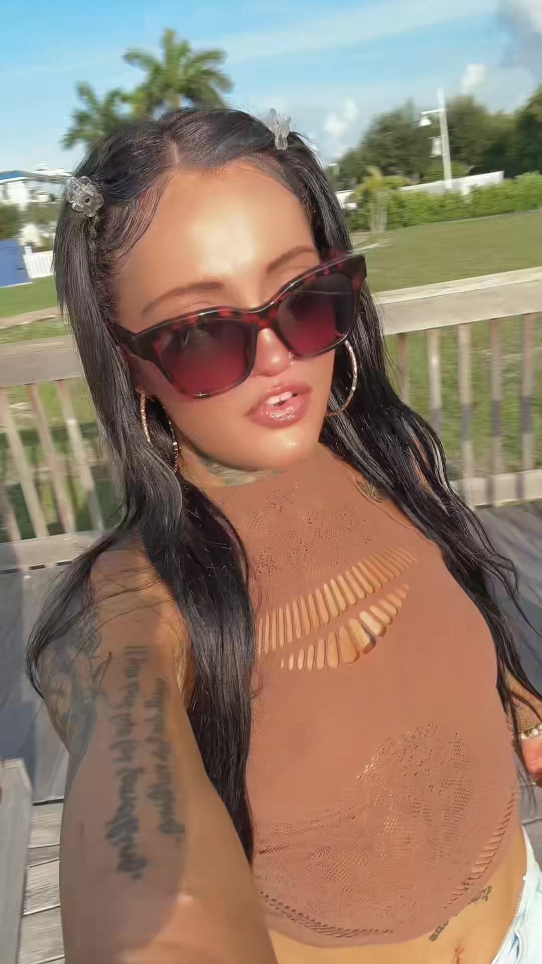 @D