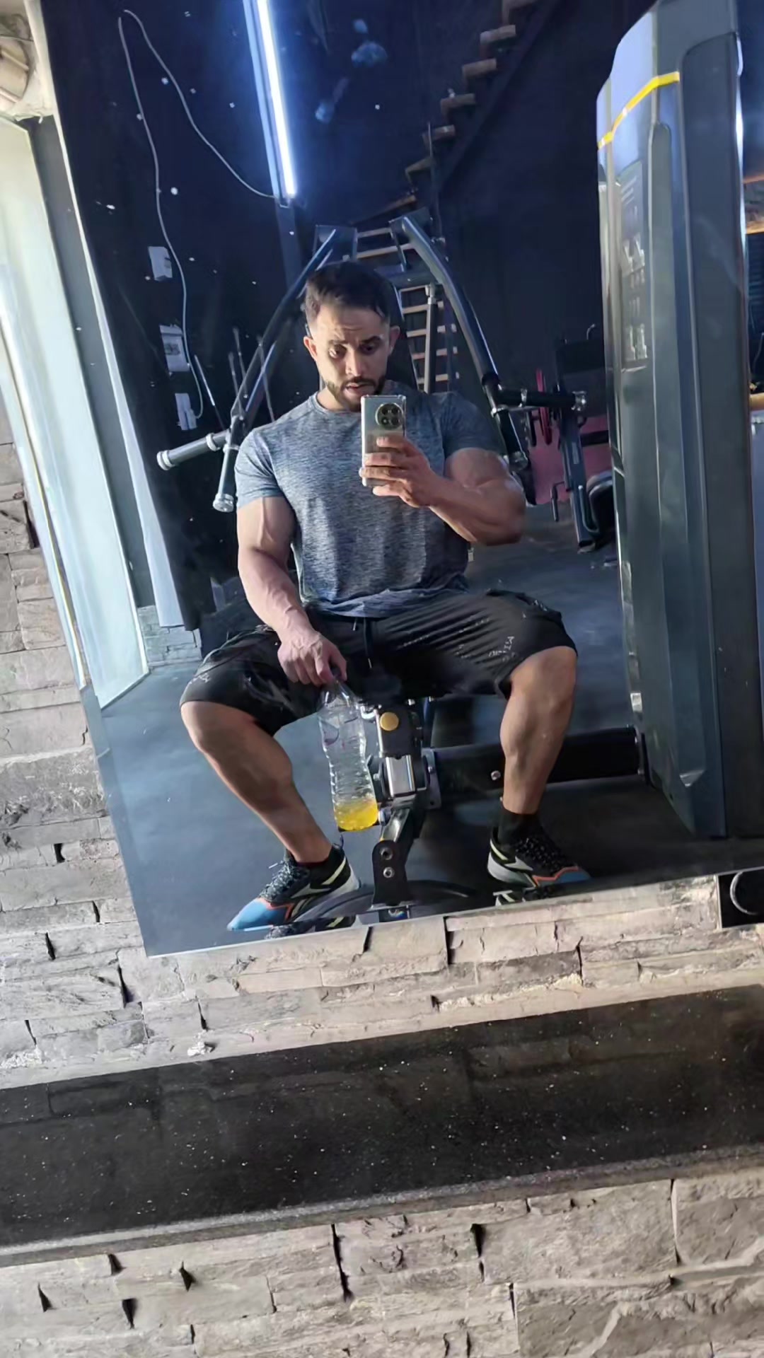 @lefkiradel