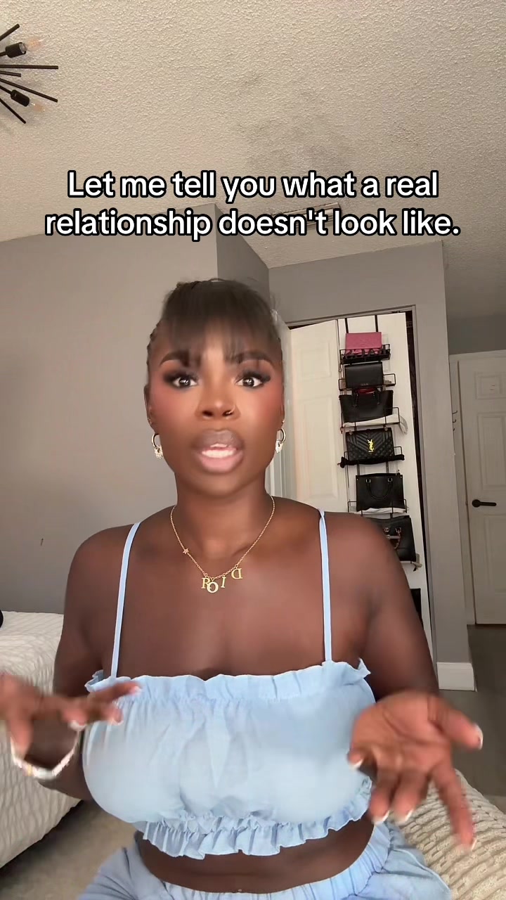 @Thedecidedwoman_