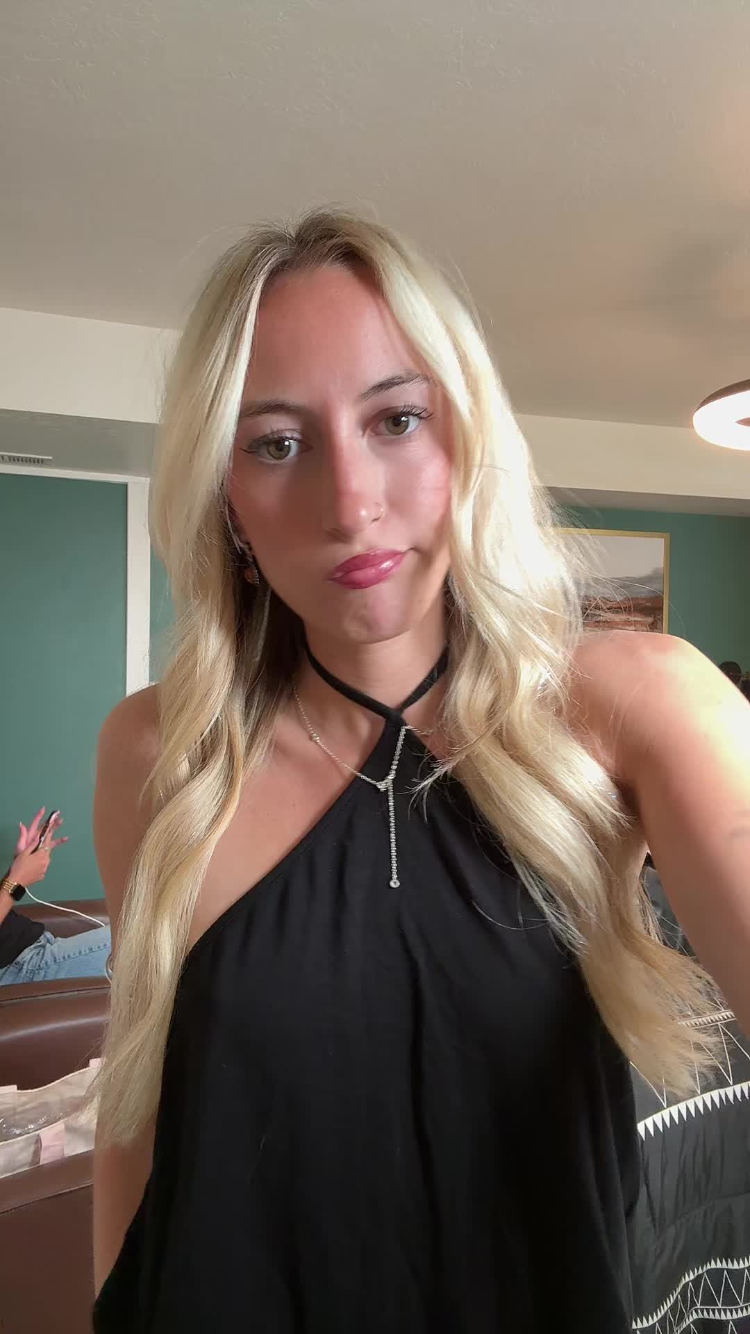 @Lily