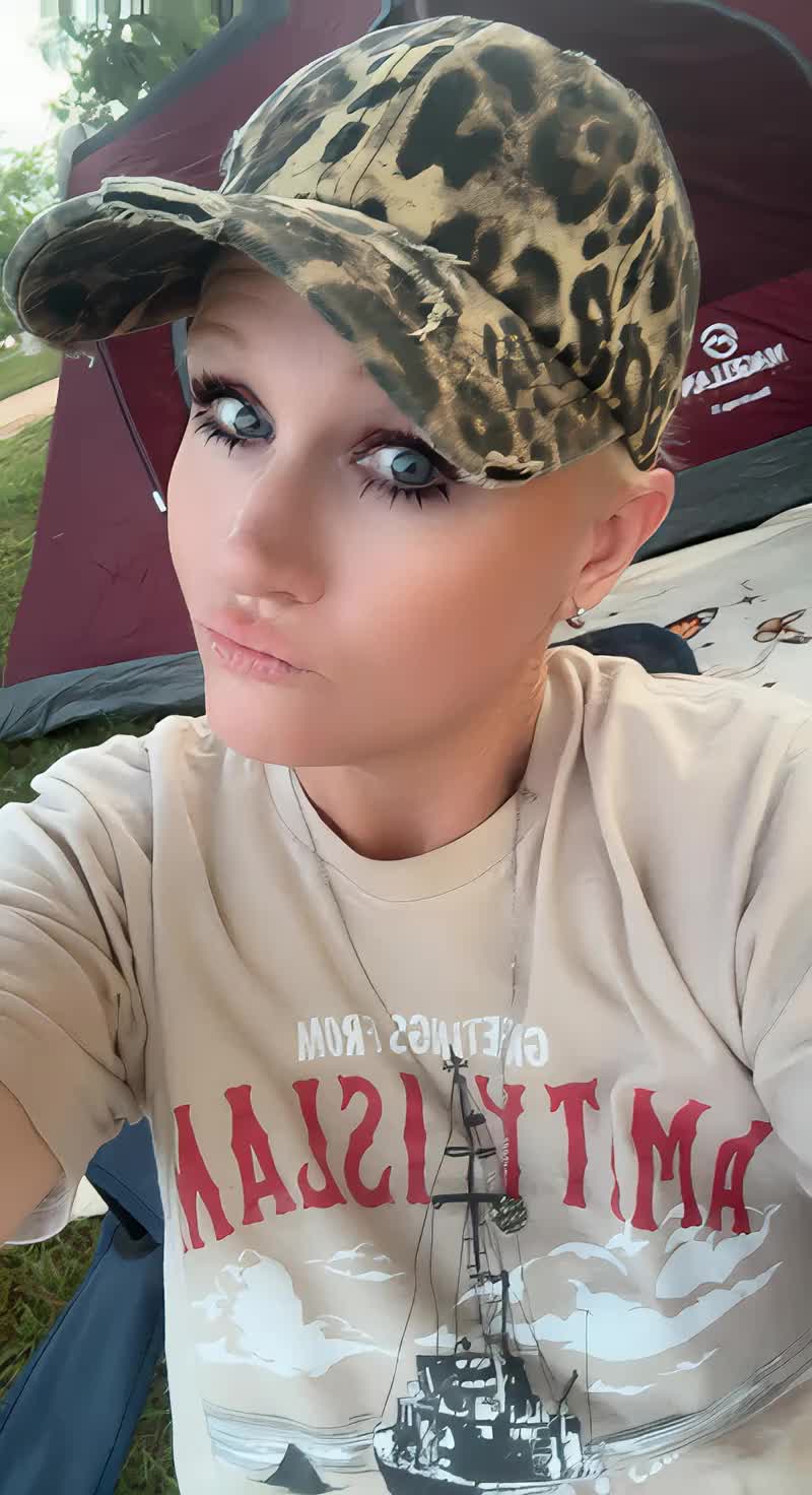 @Kris10LC_