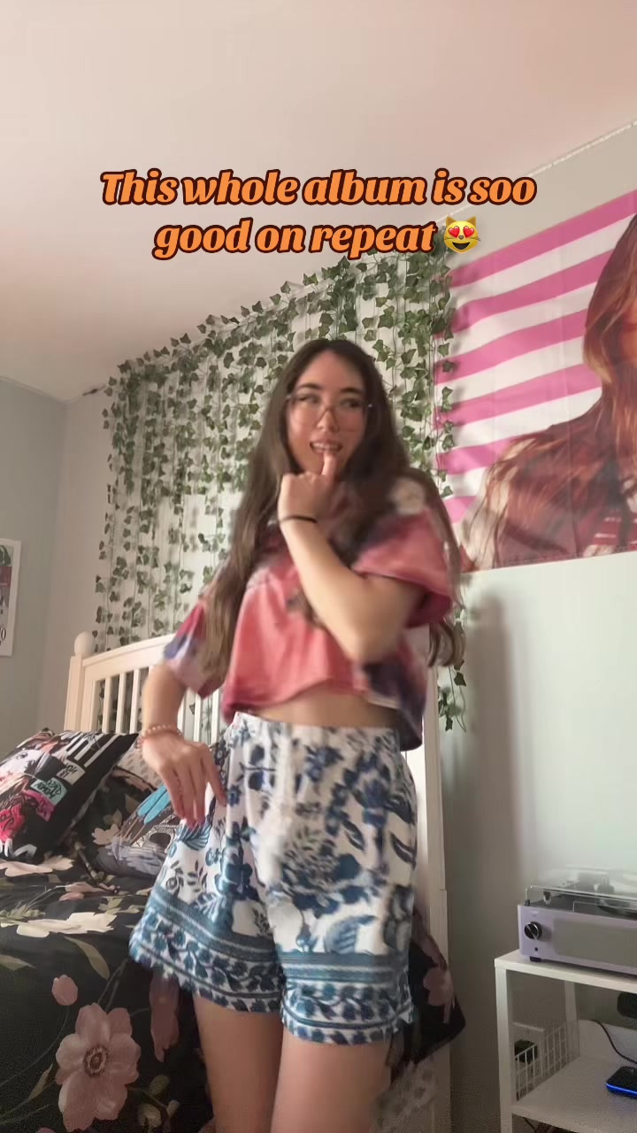 @𝒜𝓈𝒽𝓁𝑒𝒾𝑔𝒽 &trade;️ 💋💋💋