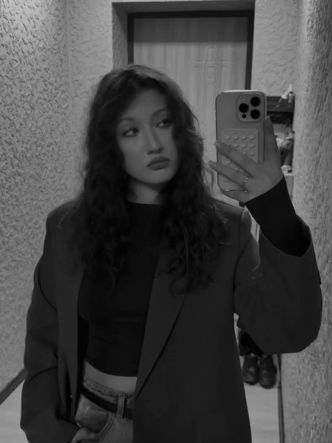 @ℰ