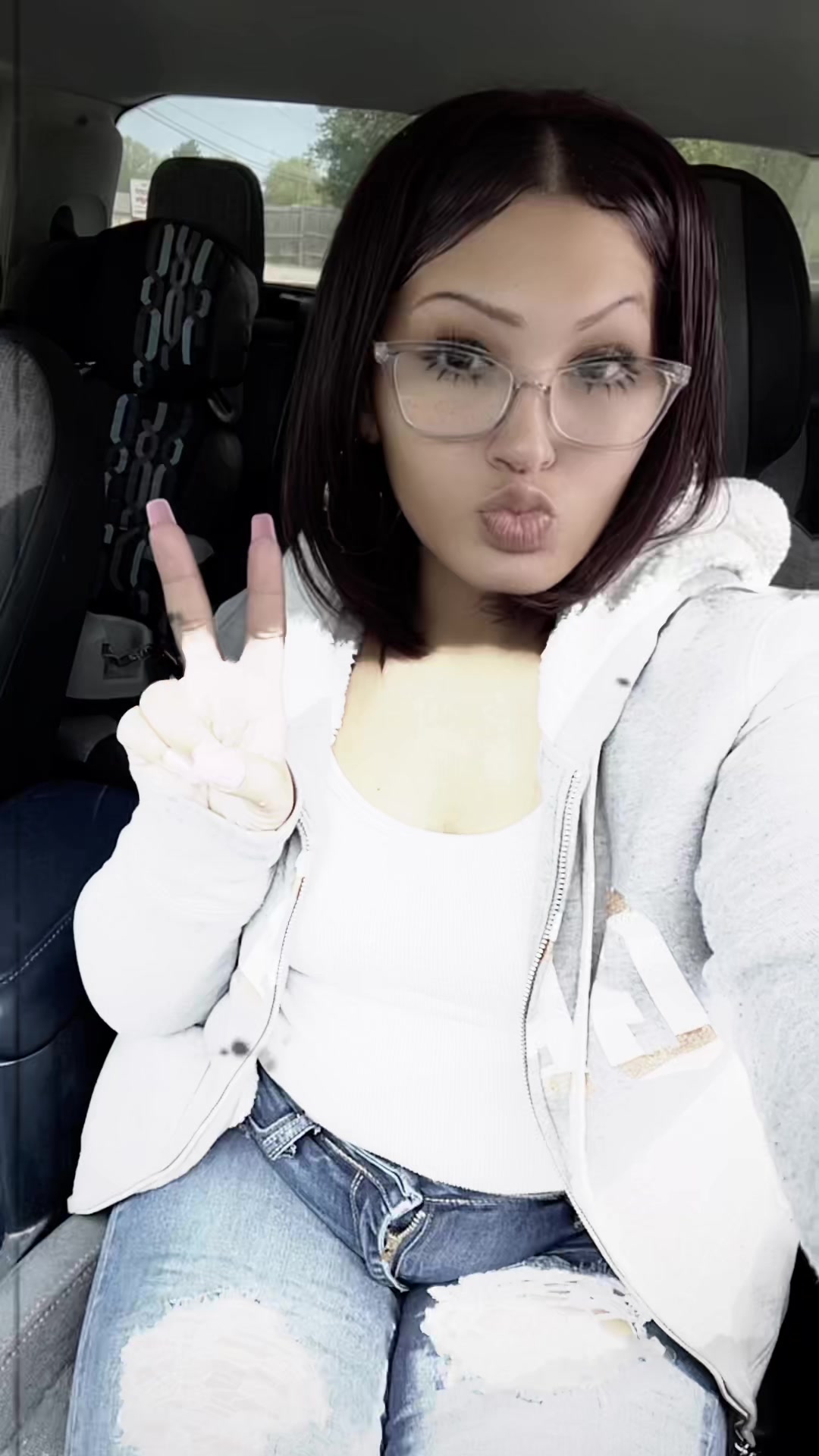 @AnnaWade