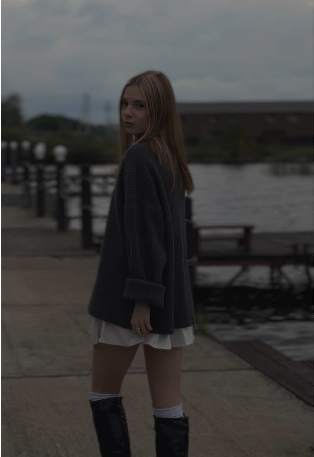 @𝓥𝓡