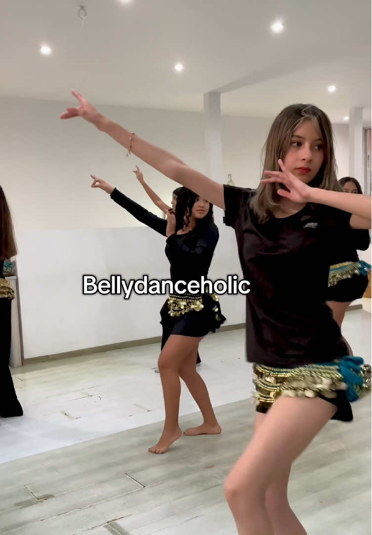 @Academia anyelu dance center