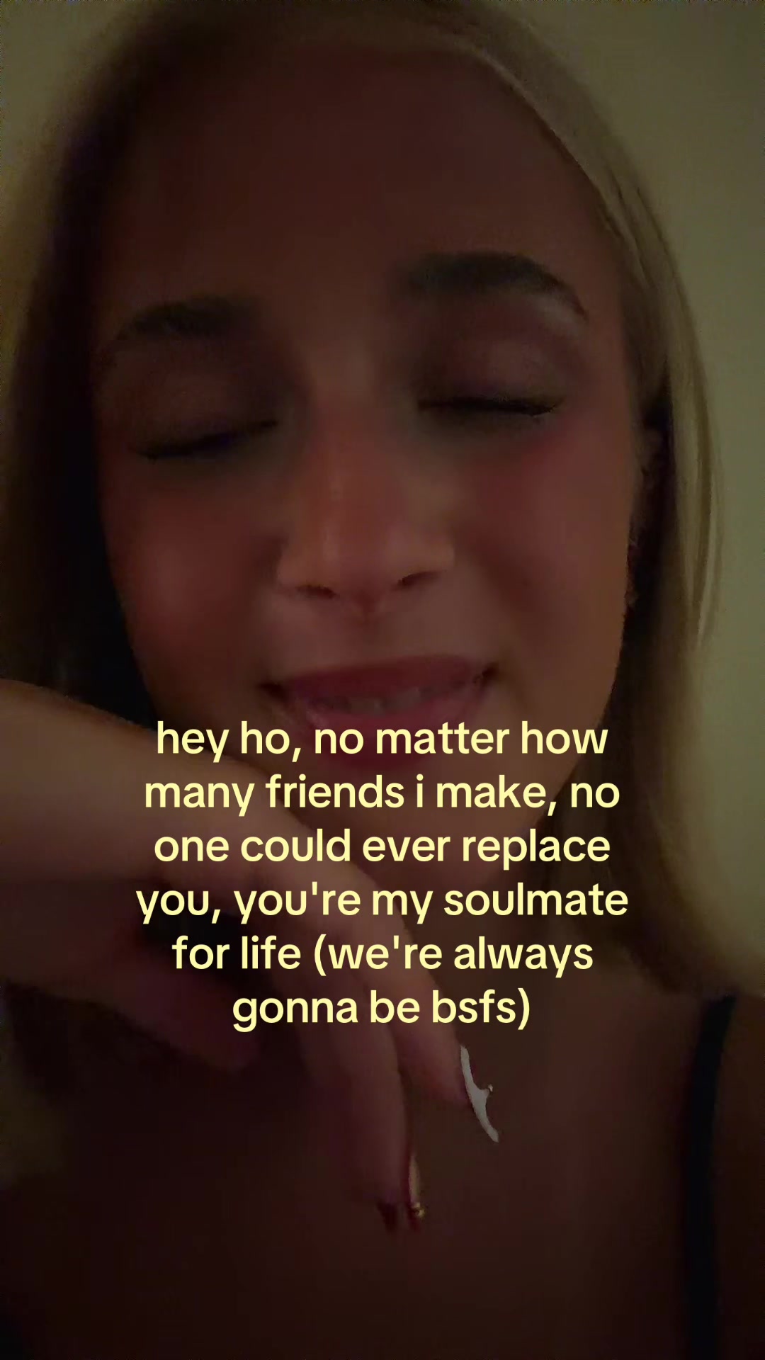 @theelliebarker
