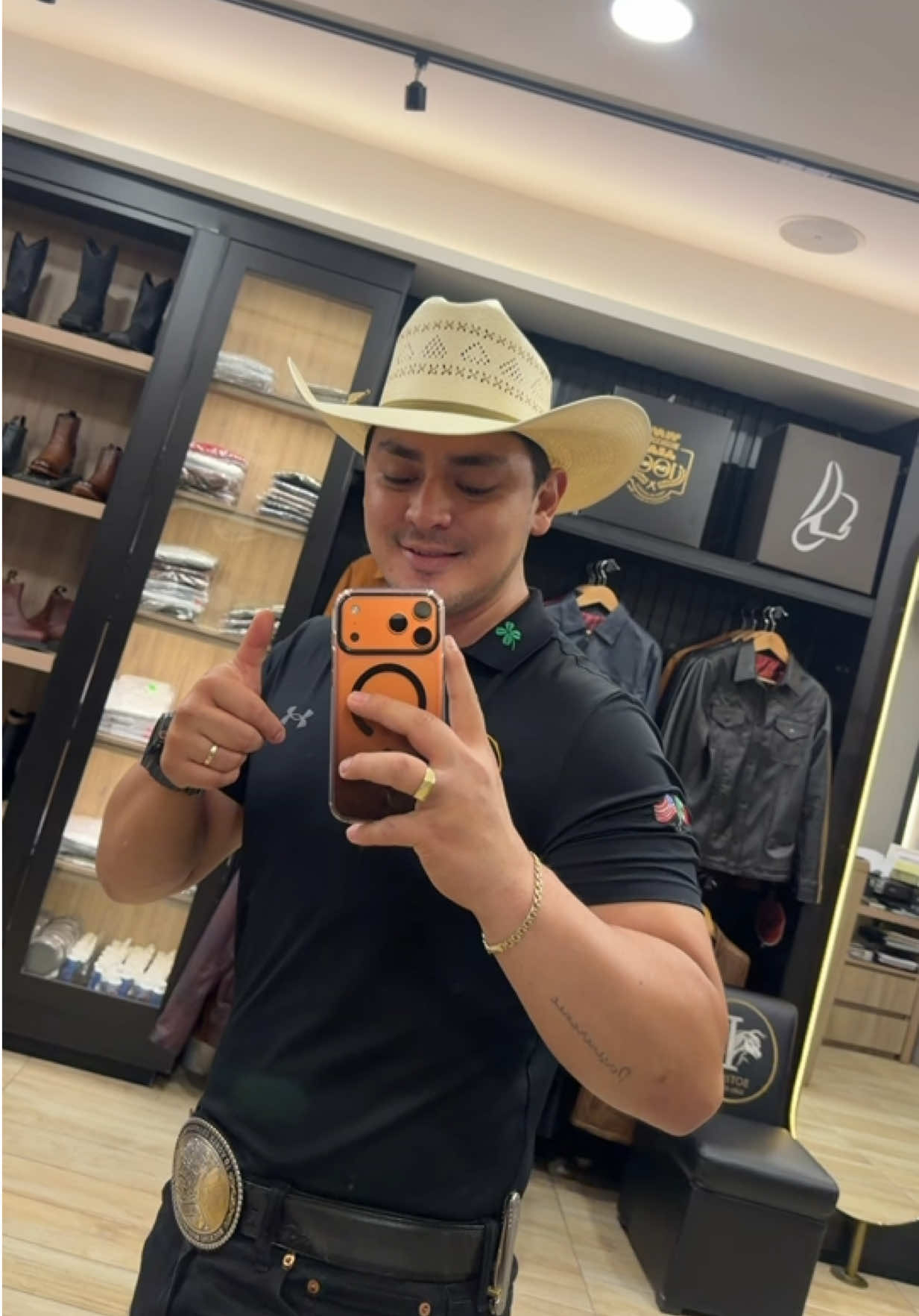 @Lara Boots