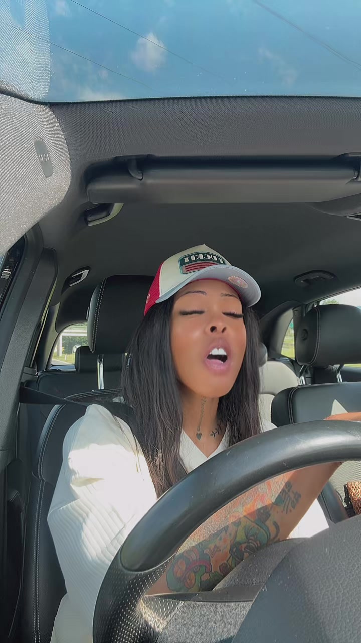 @TwerkinFrida