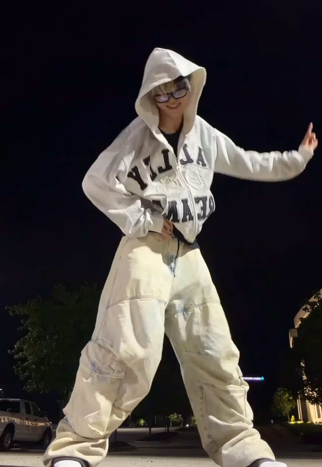 @AMPERSANDONE