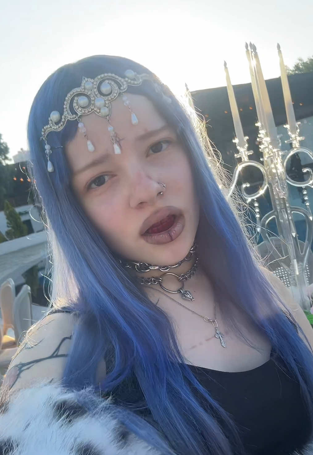 @Milana