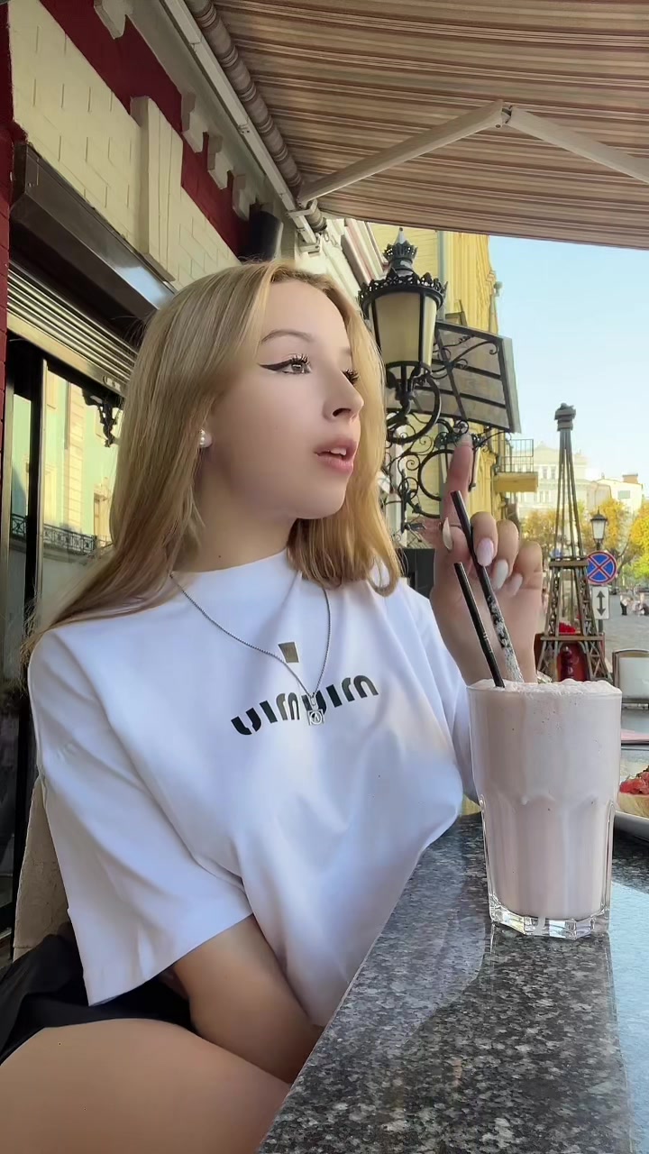 @monwitchh
