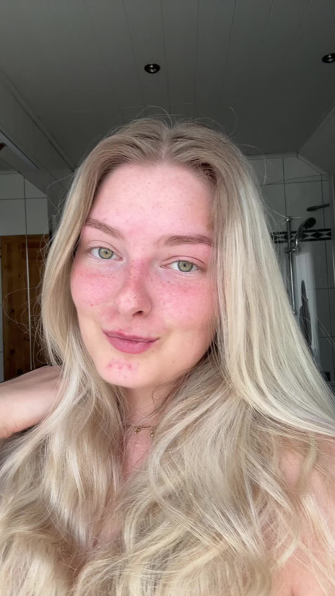 @Lara Marie♡