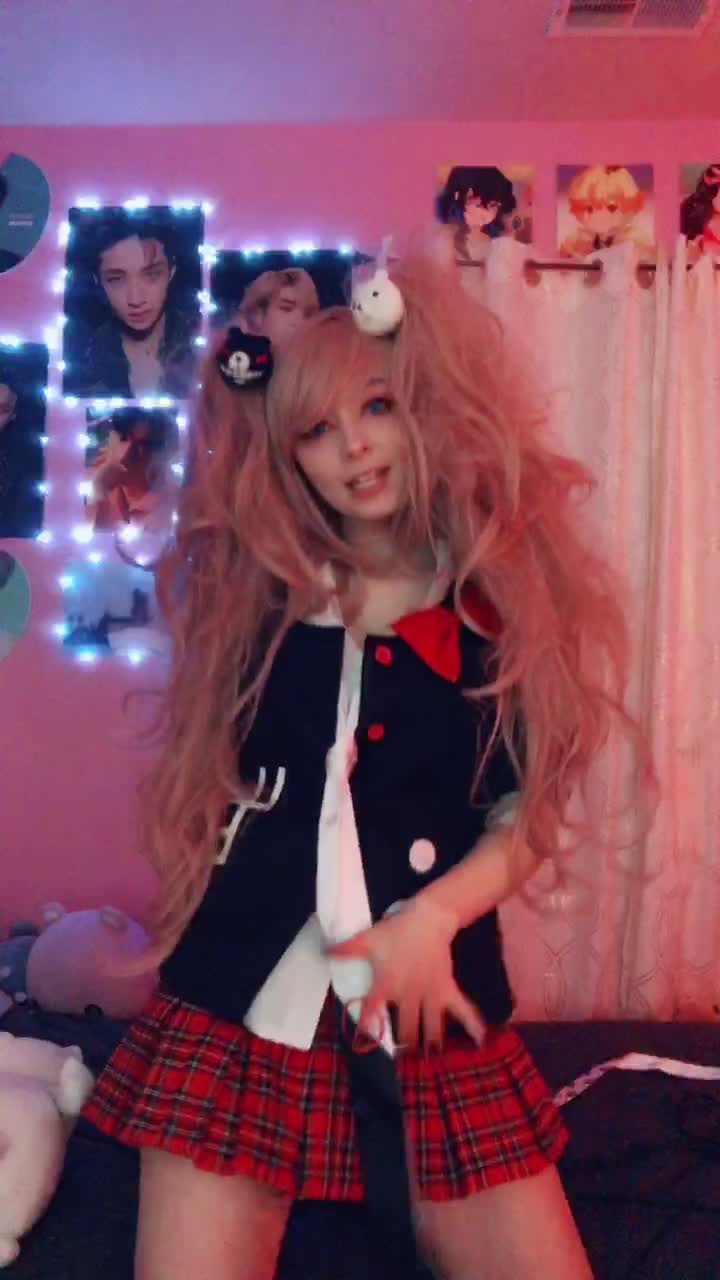 @AngelicxCos